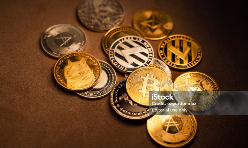 比特币账本谁在维护？全网节点记账原理图解